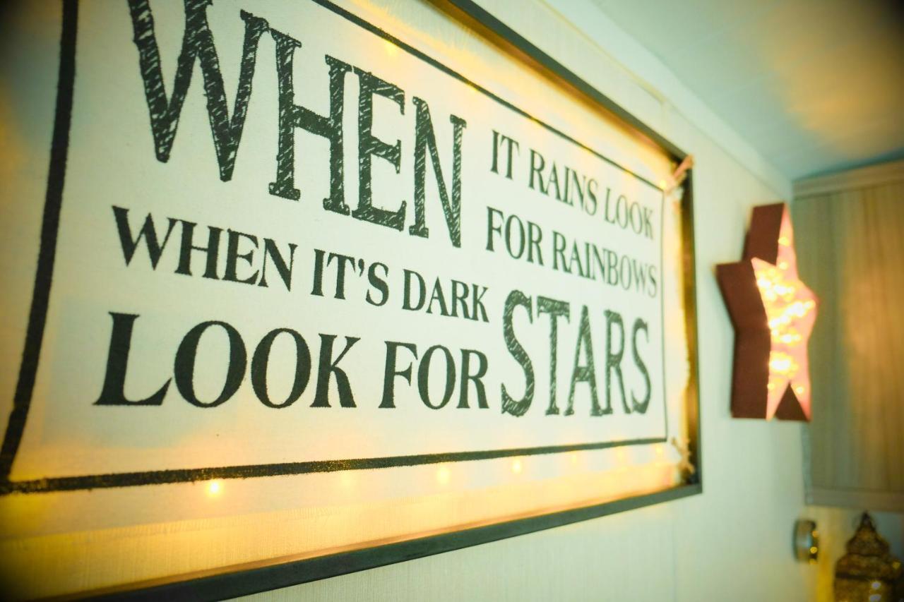 Sea 'N' Stars Platinum Plus Holiday Home With Views, Free Wifi And Netflix Camber Bagian luar foto